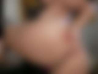 arianacruz69's Live Sex Cam Show