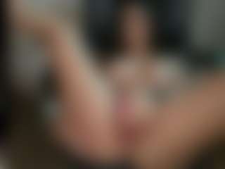 arianacruz69's Live Sex Cam Show