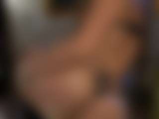 arianacruz69's Live Sex Cam Show