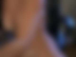 arianacruz69's Live Sex Cam Show