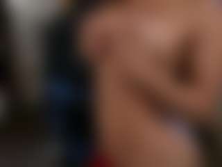 arianacruz69's Live Sex Cam Show