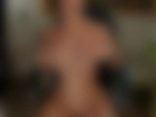 arianacruz69's Live Sex Cam Show