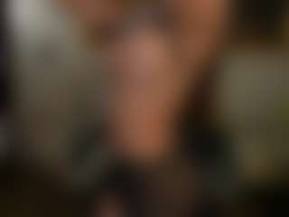 arianacruz69's Live Sex Cam Show
