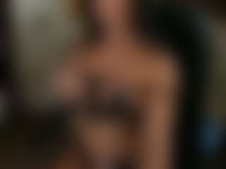 arianacruz69's Live Sex Cam Show
