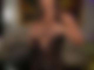 arianacruz69's Live Sex Cam Show