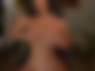 arianacruz69's Live Sex Cam Show