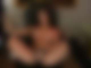 arianacruz69's Live Sex Cam Show