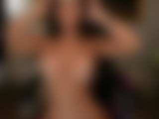 arianacruz69's Live Sex Cam Show