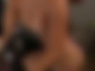 arianacruz69's Live Sex Cam Show