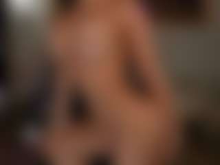 arianacruz69's Live Sex Cam Show