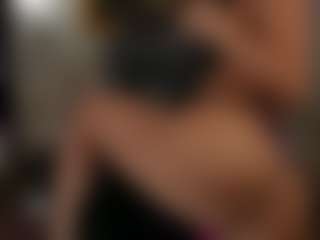 arianacruz69's Live Sex Cam Show