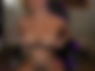 arianacruz69's Live Sex Cam Show
