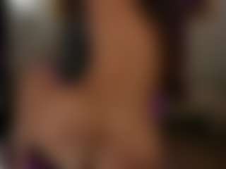 arianacruz69's Live Sex Cam Show
