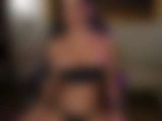 arianacruz69's Live Sex Cam Show