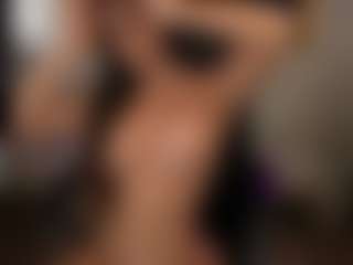 arianacruz69's Live Sex Cam Show