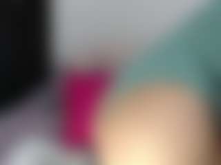 ALEXASWEET MILF webcam performer live streaming