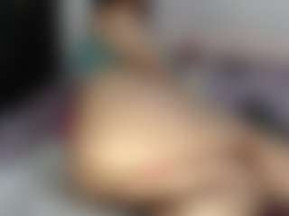 ALEXASWEET MILF webcam performer live streaming