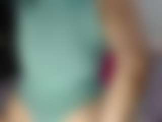 ALEXASWEET MILF webcam performer live streaming