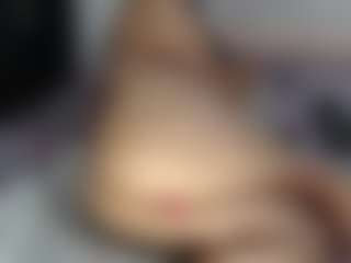 ALEXASWEET MILF webcam performer live streaming
