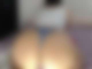 Live cam show with ALEXASWEET - Latina on Uber Horny | colombia