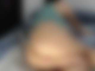 Live cam show with ALEXASWEET - Big Tits MILF on Dare Cams