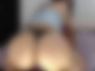 ALEXASWEET MILF webcam performer live streaming