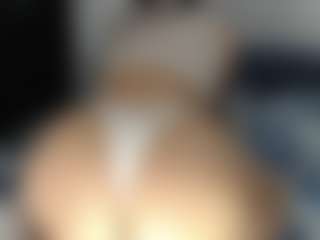 ALEXASWEET MILF-webcamperformer live