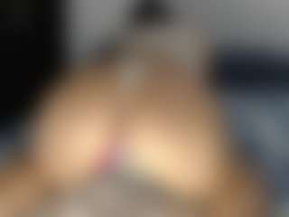 Live cam show with ALEXASWEET - Athletic Middle Aged on CamwithHer