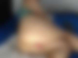 Live cam show with ALEXASWEET - College Latina on Camsoda | colombia