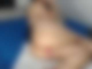 ALEXASWEET's Live Sex Cam Show