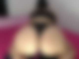 ALEXASWEET MILF webcam performer live streaming