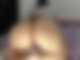 Live cam show with ALEXASWEET - Fetish on Streamer API