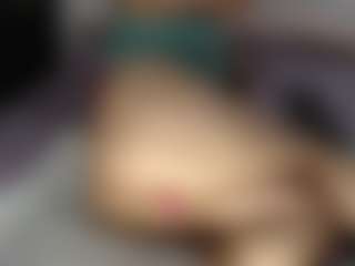 ALEXASWEET's Live Sex Cam Show