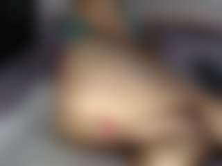ALEXASWEET's Live Sex Cam Show