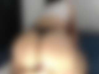 Show live cam dengan ALEXASWEET - Mature di Camsoda