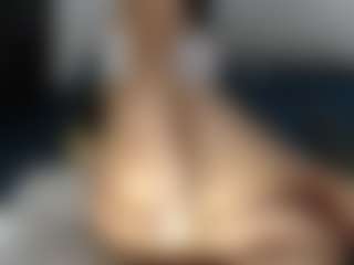 Live cam show with ALEXASWEET - Mature on Soda Cam