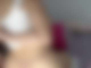 ALEXASWEET's Live Sex Cam Show