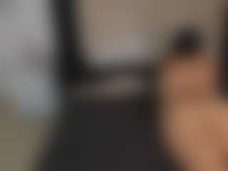 Spettacolo in cam dal vivo con Melany - Pegging su Camsoda