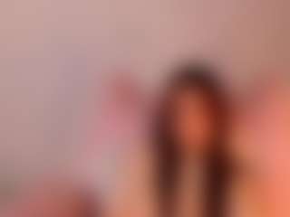 Live cam show with Allison Palmer - Cute on Milfs Live
