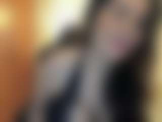 Live cam show with Lucia Valentina - Colombia on Free Soda