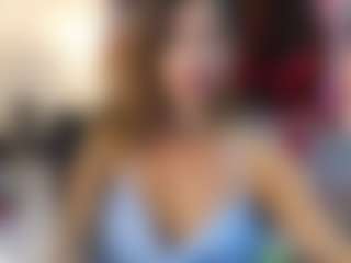 Live cam show with Amy Honney - Brown Eyes Big Tits on TeamSkeetLive
