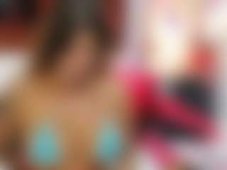Show di cam dal vivo con Amy Honney - Spin su Camsoda