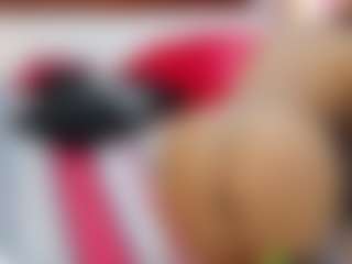 Live cam show with Amy Honney - Brown Eyes on Fit Hotties