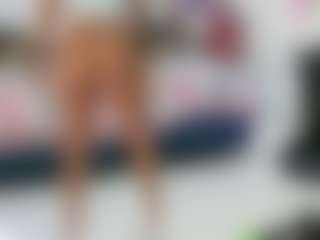 Live cam show with Amy Honney - Lush Blonde Hair on Adult Interactions