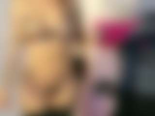 Live cam show with Amy Honney - Blonde Hair Dildo on Milfs Live