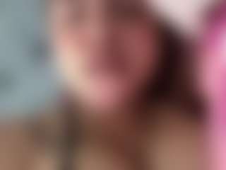 Live cam show with sexybbianca - Pinch on xxxlivecams.org