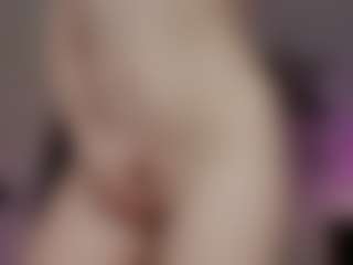 Live cam show with emma7 - Big Tits on milfzrlive.com