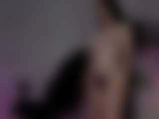 Live cam show with emma7 - Athletic on Camversity