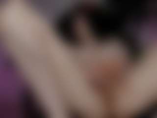 Live cam show with emma7 - MILF on studioflirtlive.com