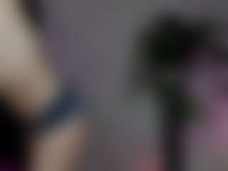Live cam show with emma7 - Shaved on Mixed Magazine Live